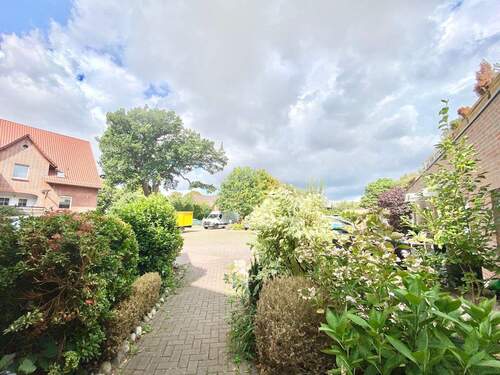 Zuwegung zum Haus - 