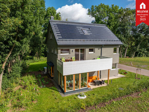 Titelbild - 6 Zimmer Einfamilienhaus zum Kaufen in Gotha