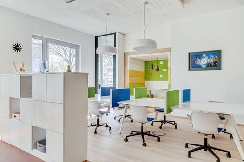 Coworking 1.jpeg - Werden Sie Teil einer Coworking-Gemeinschaft in Regus Centro