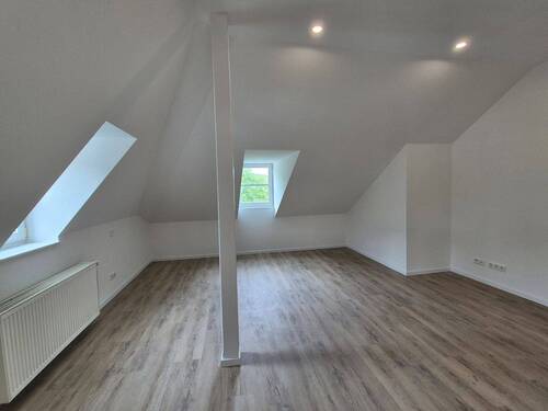 Schlafzimmer - 2 Zimmer Etagenwohnung zur Miete in Bad Neuenahr-Ahrweiler
