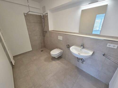 Bad - Etagenwohnung mit 52,00 m&sup2; in Aachen zur Miete