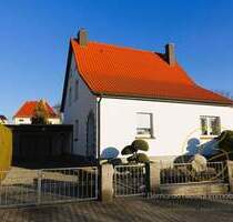 Einziehen & wohlfühlen: Liebevoll gepflegtes Familienhaus mit Garten & Garage - Großröhrsdorf