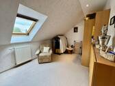 kleines Zimmer im Dachgeschoss - 