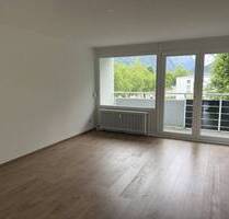 3-Zimmer-Wohnung, im 3. Obergeschoß mit 3 Balkonen und Lift - Bad Reichenhall