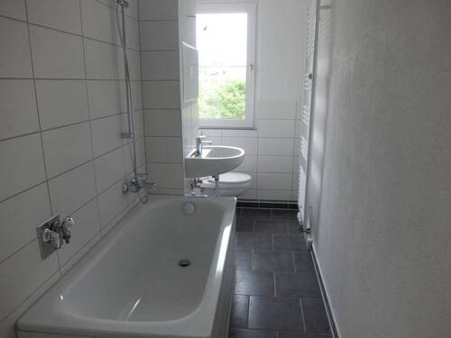 Beispiel Bad mit Badewanne - 