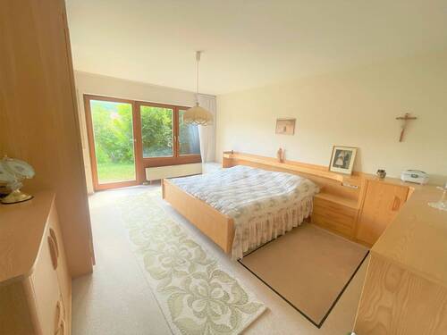 Geräumiges Schlafzimmer - 