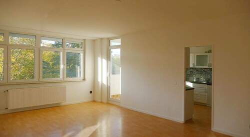 Wohnzi. kl. Whg. - 4 Zimmer Etagenwohnung zum Kaufen in Berlin