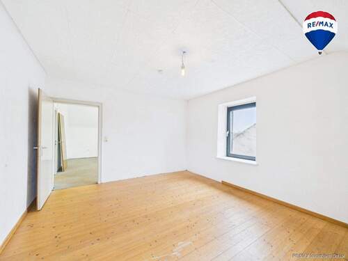 REMAX Immobilien DeLux Haus in Weiskirchen - Rappweiler zu verkaufen - 