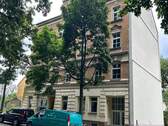 Hausansicht - 2 Zimmer Etagenwohnung zur Miete in Chemnitz
