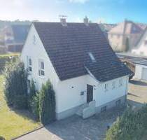 Modernisiertes Familienidyll in Ummeln - Einfamilienhaus als Raumwunder mit 2 Garagen - Bielefeld