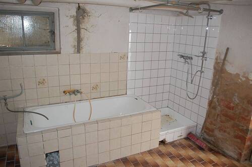 REH Keller Waschraum - 