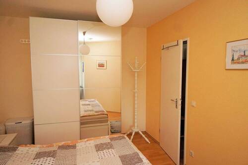 Schlafzimmer (4).jpg - 