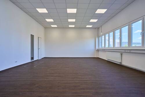 Werkstattfläche mit modernem Büroanteil - Büro zur Miete in Berlin