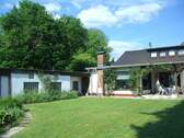 Nordwestseite mit Annexbau - 