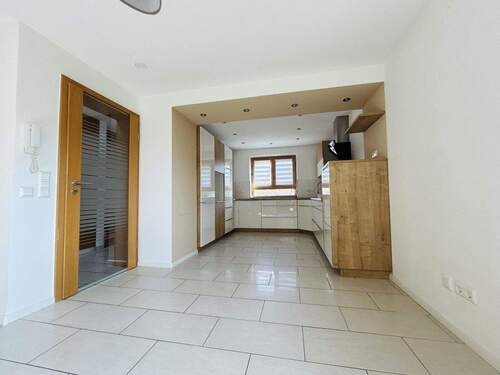 Küche - Doppelhaushälfte mit 124,00 m&sup2; in Crailsheim zum Kaufen