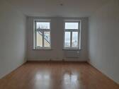 Wohnzimmer - 3 Zimmer Etagenwohnung zur Miete in Lauter-Bernsbach