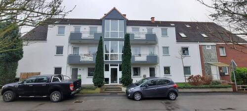 Haus Front Ansicht Norden - Charmante 3 Zimmer Maisonette Wohnung