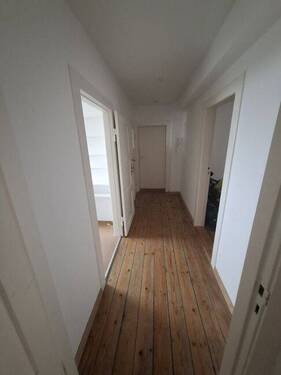 Flur - Etagenwohnung mit 55,10 m² in Stralsund zur Miete