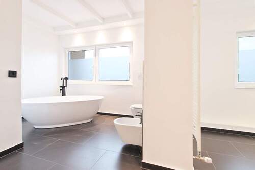 Badezimmer/ Ankleidezimmer - 