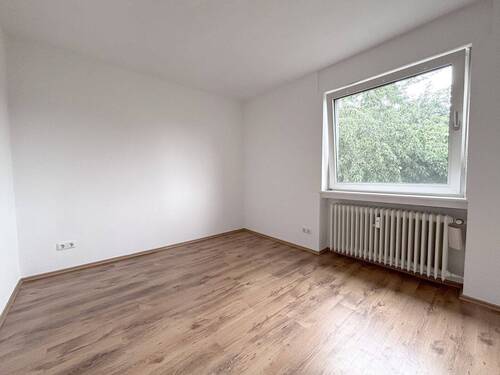 Zimmer 3 - 