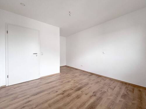 Zimmer 2 - 