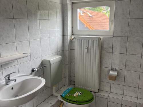 Bad - Etagenwohnung mit 37,40 m² in Ruhla zur Miete