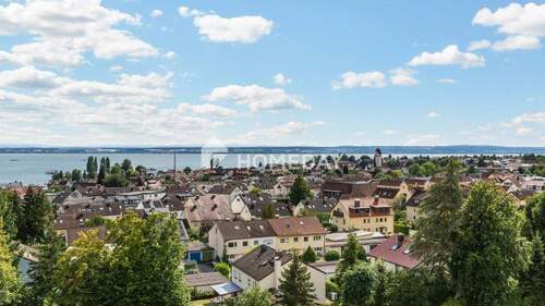 Ausblick - Lichtdurchflutete Wohnung mit Seeblick und Loggia - Wohnen mit Weitblick in Immenstaad