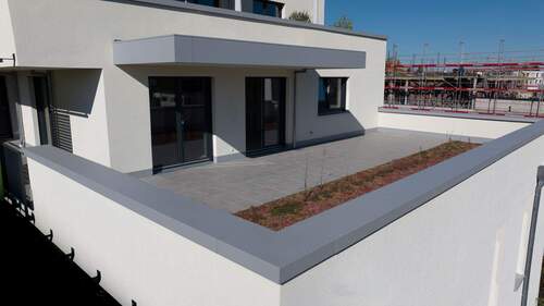 A6-49-08 Terrasse - 'Friedrichspark': Penthaus-Charakter, große Dachterrasse, Balkon, zwei vollwertige Bäder, KfW 55!