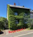 Reserviert - Einfamilienhaus mit Potenzial und Charme !