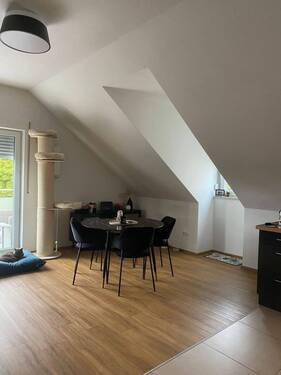 Wohnzimmer - Etagenwohnung mit 89,00 m² in Ingolstadt zum Kaufen