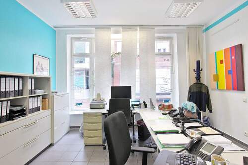 Vorderes Büro - 