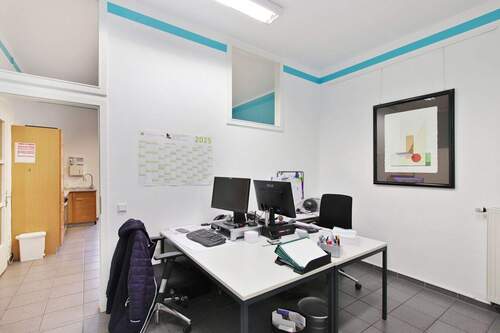 Hinteres Büro - 