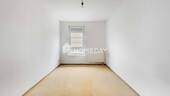 1. OG Schlafzimmer 1 2 - 