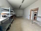 hinterer, separater Lagerraum - 
