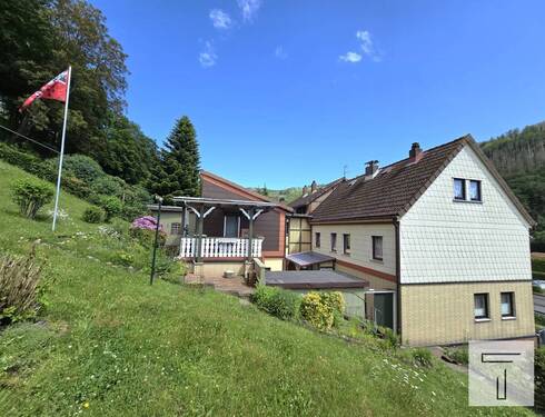 6 - Zweifamilienhaus mit Einliegerwohnung in 37431 Bad Lauterberg im Harz