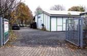 Einfahrt / Gewerbegrundstück 1 - Gewerbegrundstück inkl. Halle & neuem Bürogebäude in Top Lage von Weinheim !