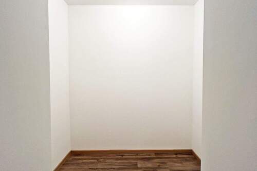 Abstellkammer - 