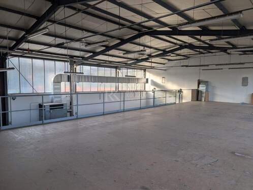 Hallenfläche 1 - Halle zum Kaufen in Hamburg