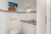 Gäste-WC mit Tageslicht - 