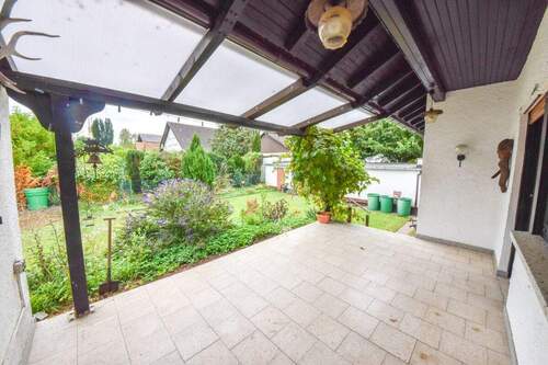 überdachte Terrasse - 
