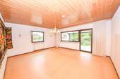 Wohnzimmer EG - 4 Zimmer Bungalow in Hasselroth / Gondsroth