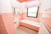 Tageslichtbadezimmer EG - 