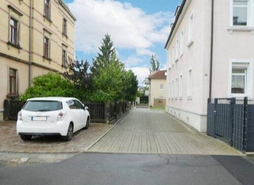 Zugang/Zufahrt - 2 Zimmer Etagenwohnung zum Kaufen in Heidenau