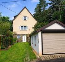 Reinsdorf bei Zwickau: Gepflegtes Einfamilienhaus mit Keller, Garage, Garten & Waldnähe - 3 Zimmer