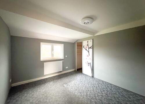 ...mit begehbarem Kleiderschrank - 