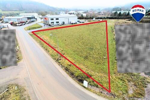 RE/MAX Immobilien DeLux Grundstück zu verkaufen in Saarburg - Halle in Saarburg / Beurig zum Kaufen