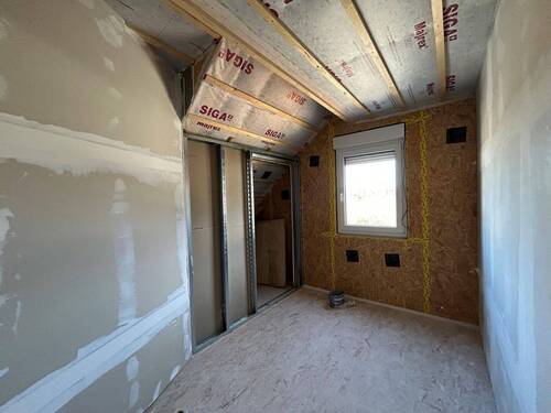Impression 2 Dachausbau - Einfamilienhaus mit 150,00 m² in Langensendelbach zum Kaufen