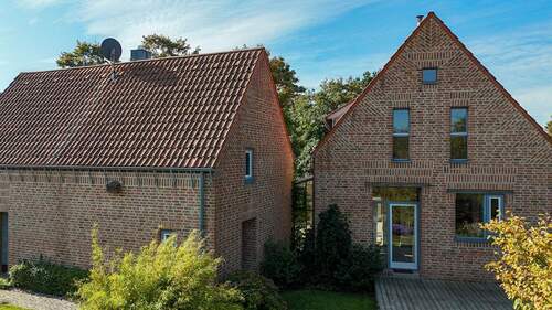 Gartenansicht - 9 Zimmer Einfamilienhaus in Willich