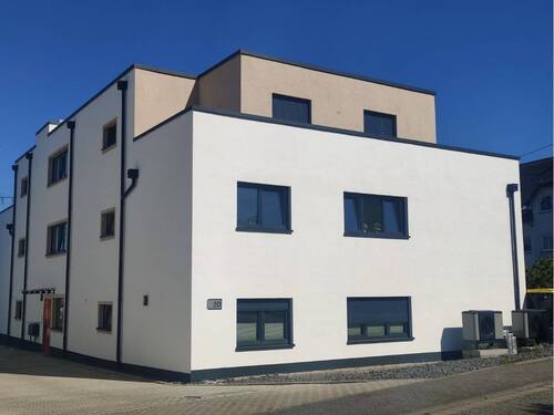1746459926988 - Etagenwohnung 1. OG rechts in Kettig zu vermieten.