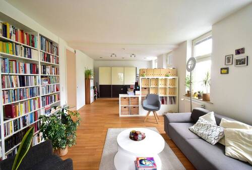 Zimmer 3 - Arbeits-/Wohnzimmer - 